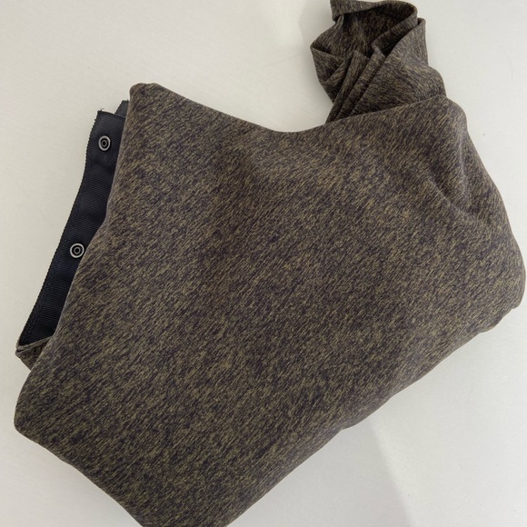 Lululemon Vinyasa Scarf - Picture 6 of 6